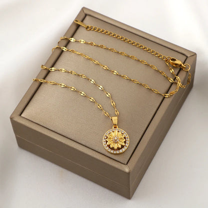 Golden Flower Zircon Necklace