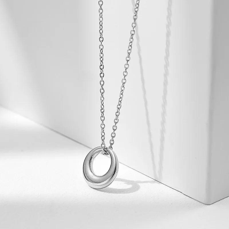 Hollow Circle Necklace