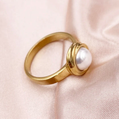 Pearl love Ring