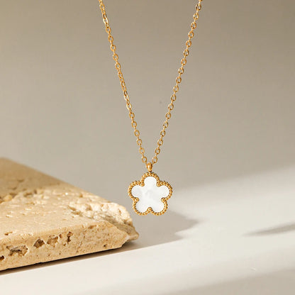 Clover Necklace